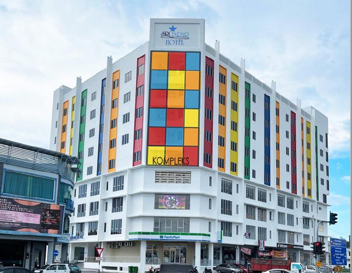Sri Indar Hotel & Suites 파리트 분타르 외부 사진